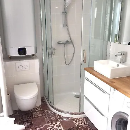 Les Du Clos Saint-martin Apartment