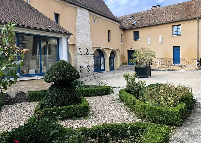 Les Du Clos Saint-martin Appartement Maule
